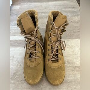 NWOT Thorogood Combat Boots